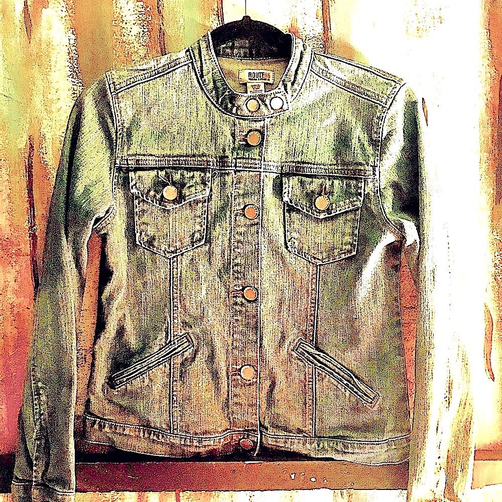 Juniors Faded Blue Denim Jean Jacket M